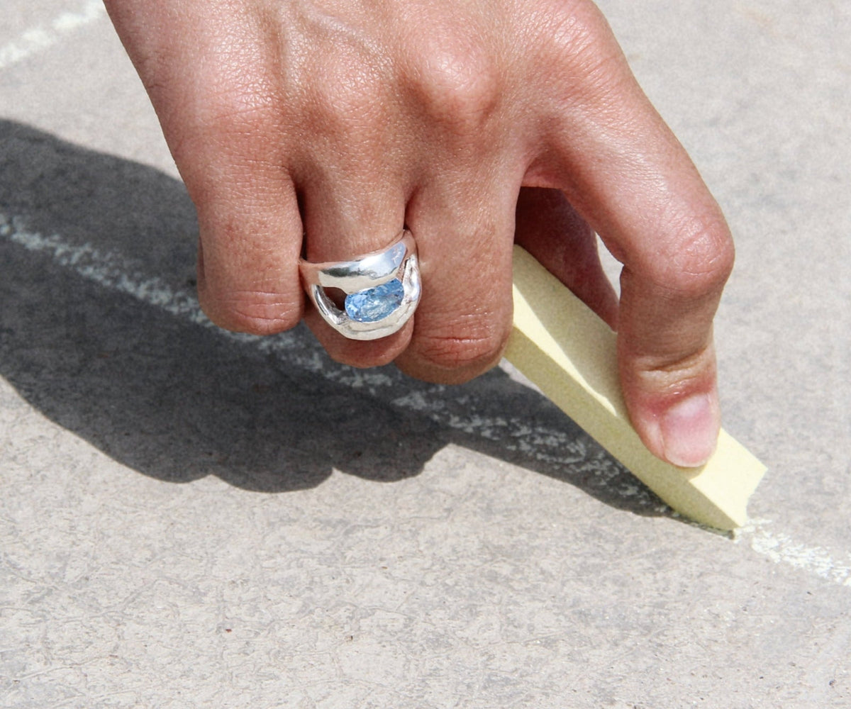 Anillo Abeto blue de plata hecho a mano en Valencia, Nos une
